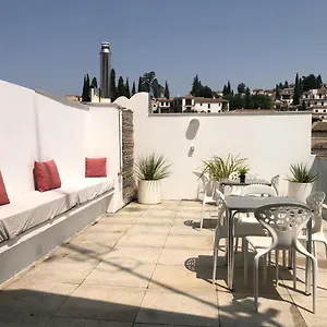 amazing-loft-rooftop-terrace-alhambra-views.es-andalucia.com/